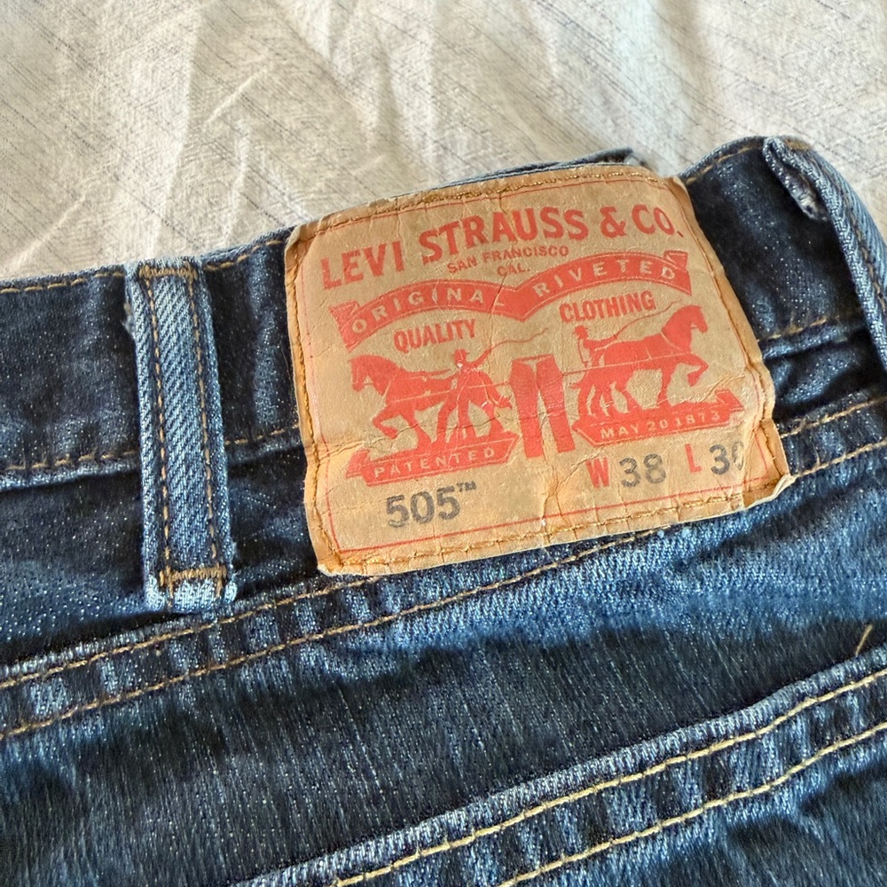 Men’s Levi’s 505 Jeans 38 38x30 - Picture 2 of 3